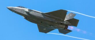 Истребитель США подал сигнал бедствия в&nbsp;небе над Японией и&nbsp;пропал с&nbsp;радаров