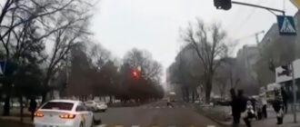 Таксист сбил школьника в&nbsp;столичном жилмассиве &laquo;Кок-Жар&raquo; и&nbsp;скрылся с&nbsp;места ДТП
